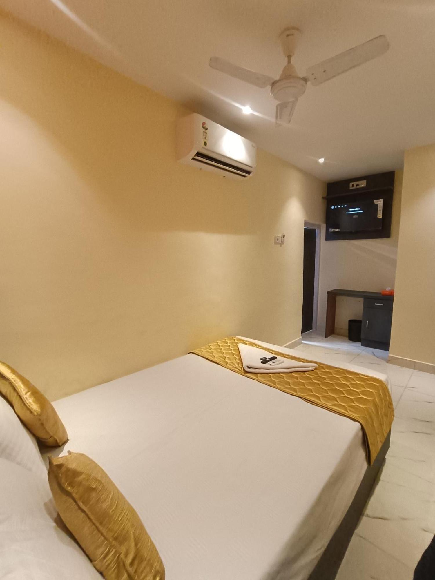 Hotel Powai Residency Мумбаи Экстерьер фото