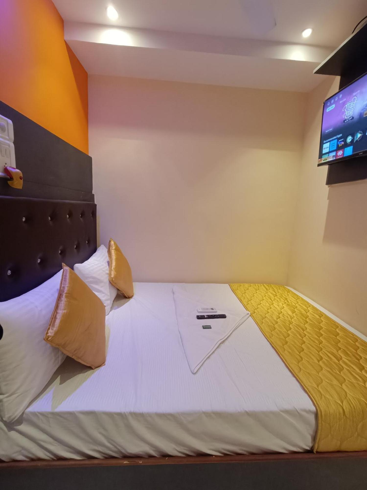 Hotel Powai Residency Мумбаи Экстерьер фото
