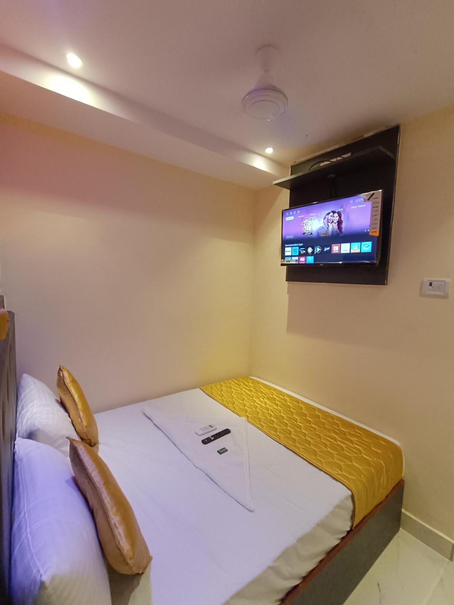 Hotel Powai Residency Мумбаи Экстерьер фото