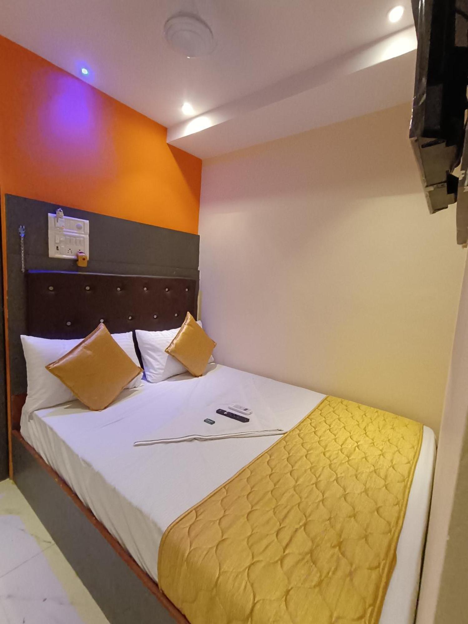Hotel Powai Residency Мумбаи Экстерьер фото